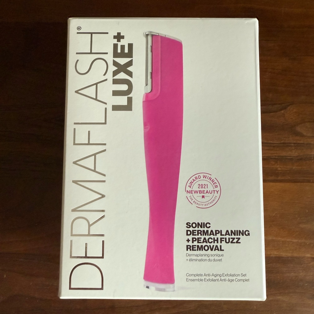 Dermaflash Luxe+ Sonic Dermaplaning Device - Pink, new in box